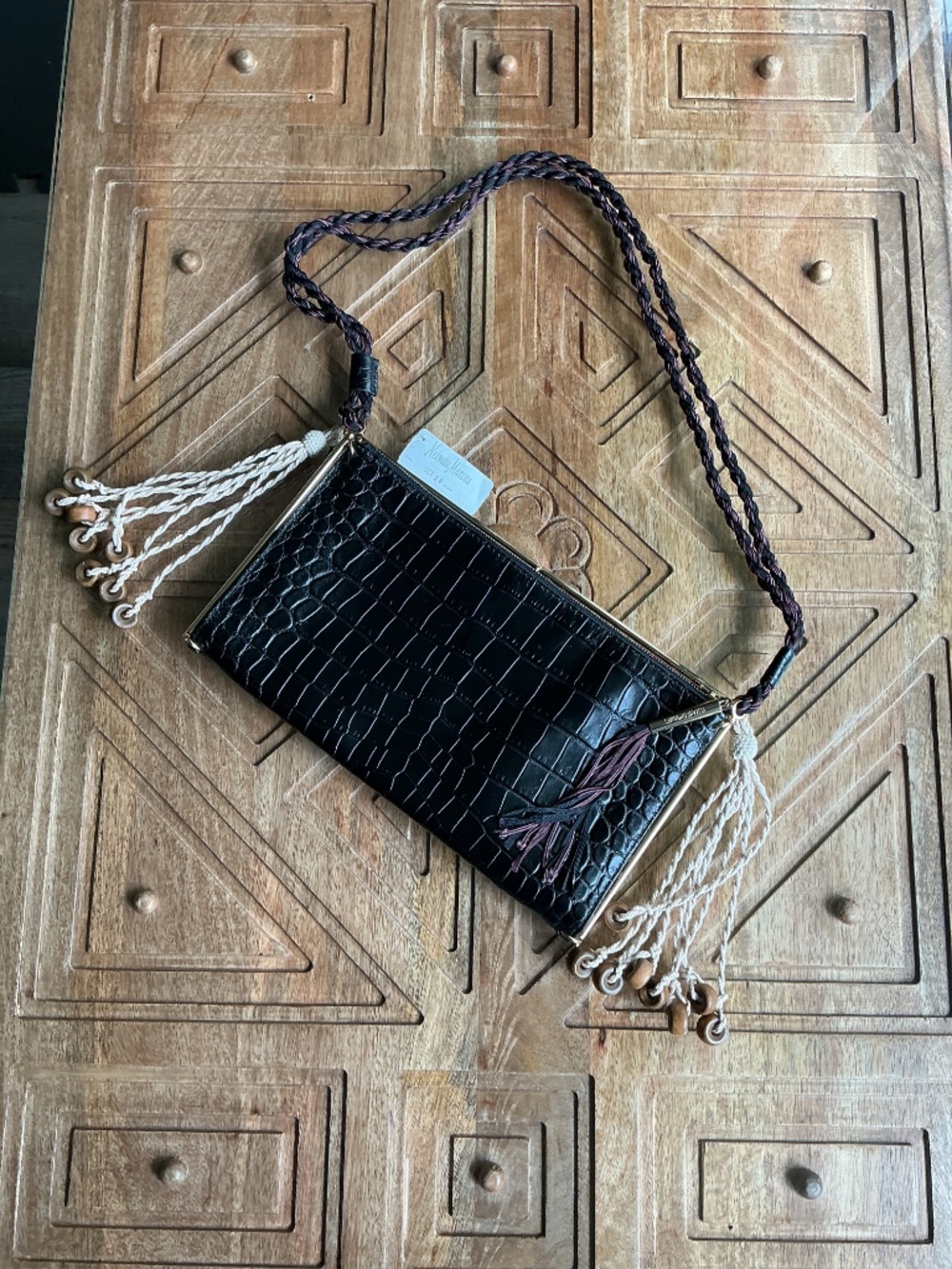 Elizabeth and James, crocodile embossed leather clutch - Picture 5 of 5